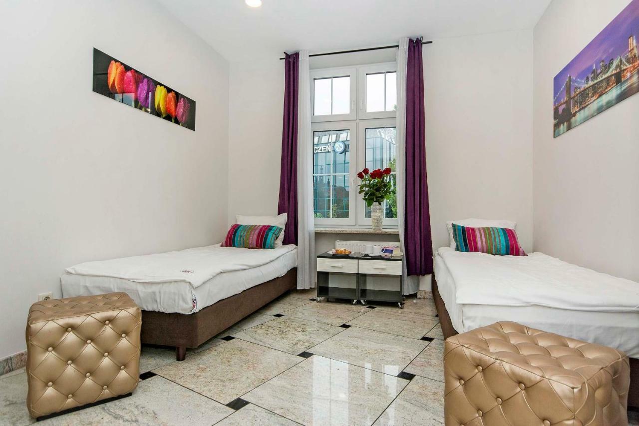 Deluxe Quadruple Room Private Bathroom